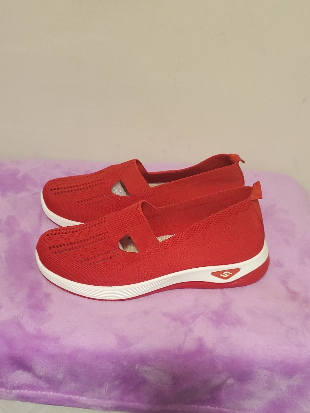Women’s Red Slip-On Knit Sneakers with Cushioned Sole